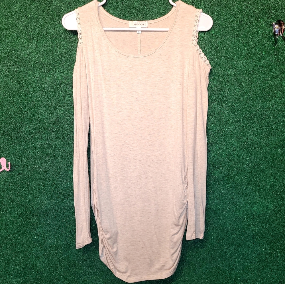 920 Hailey & Co. Cold Shoulder Shirt Top